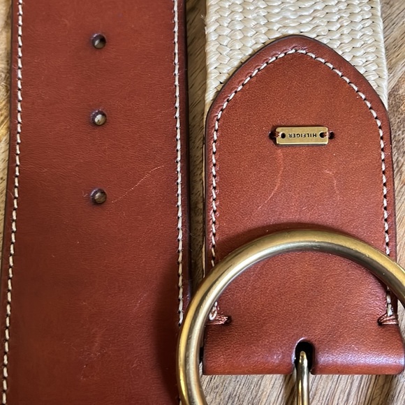 TOMMY HILFIGER  Size Medium Brown Leather & Natural Elastic Brass HW $88
NEW - Picture 4 of 13